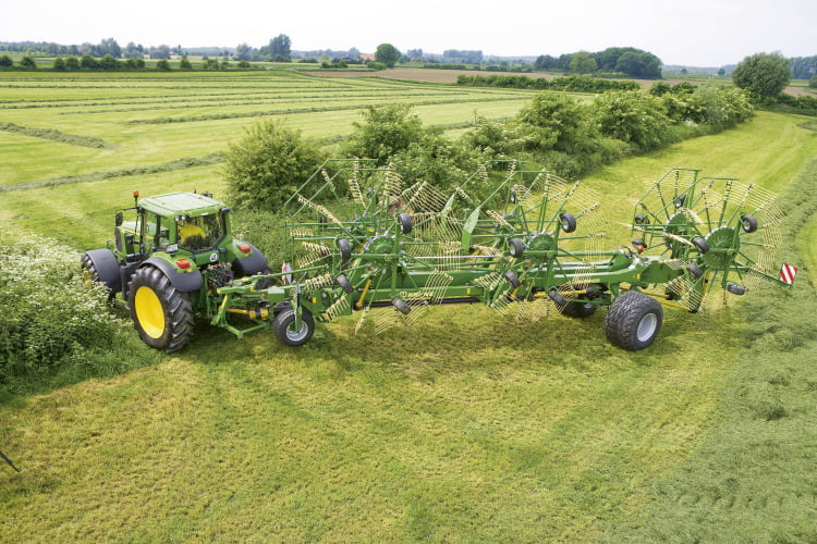 Krone Trailed Rotary Rakes