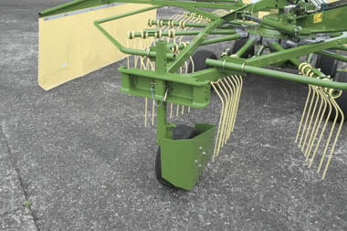 Krone Trailed Rotary Rakes