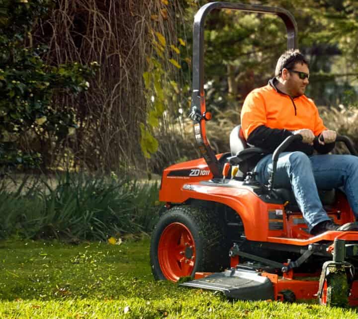 Kubota ZD Series Zero-turn Mowers