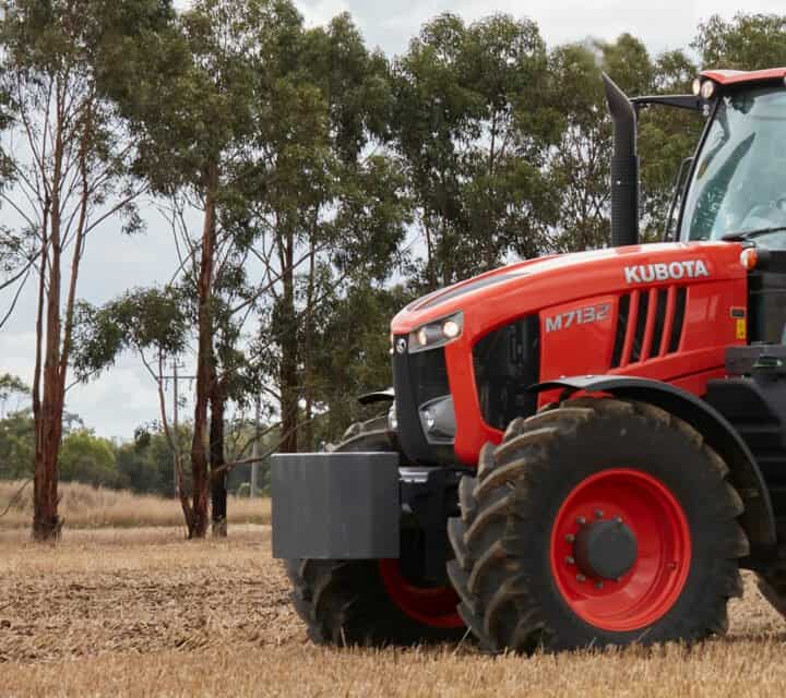 Kubota Tractor M7-2 Delux Series